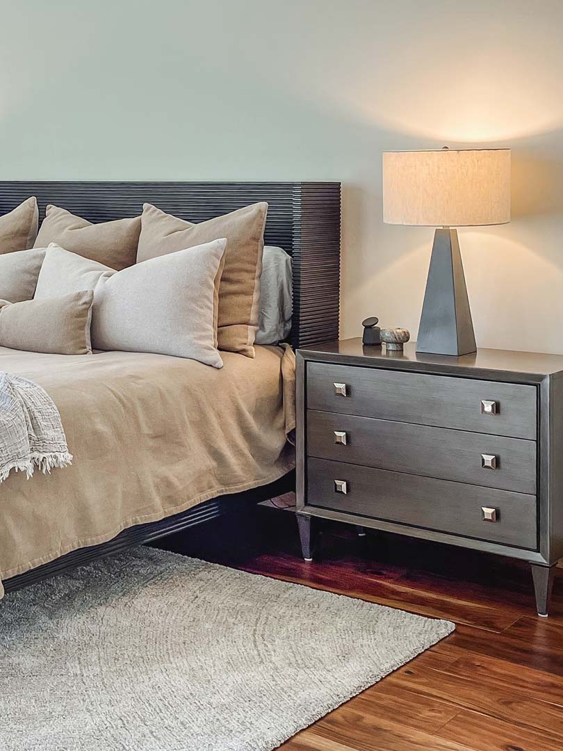 CONTEMPORARY IN THE WOODS KitchenDesign 