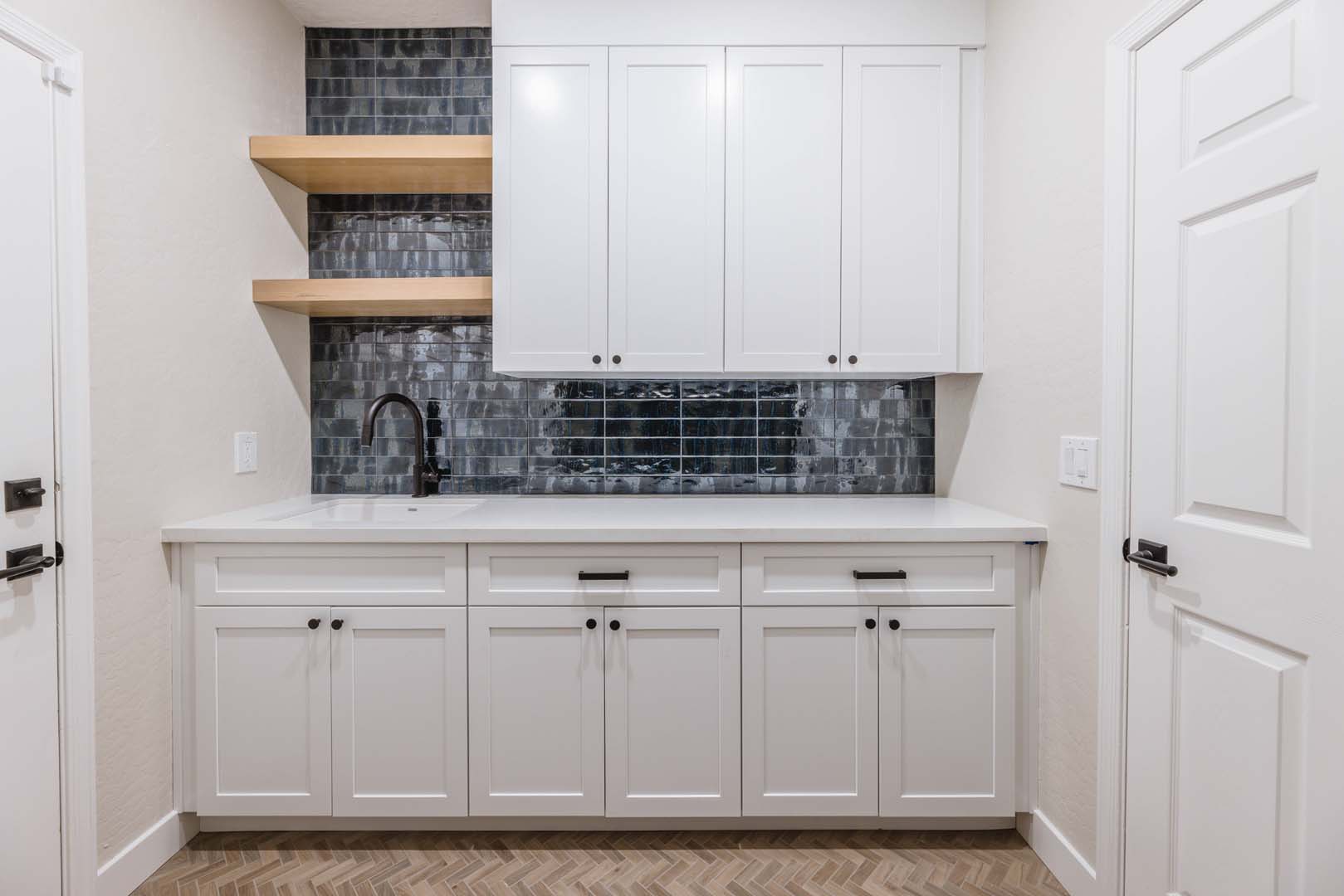 IN THE CUL-DE-SAC Interior Design