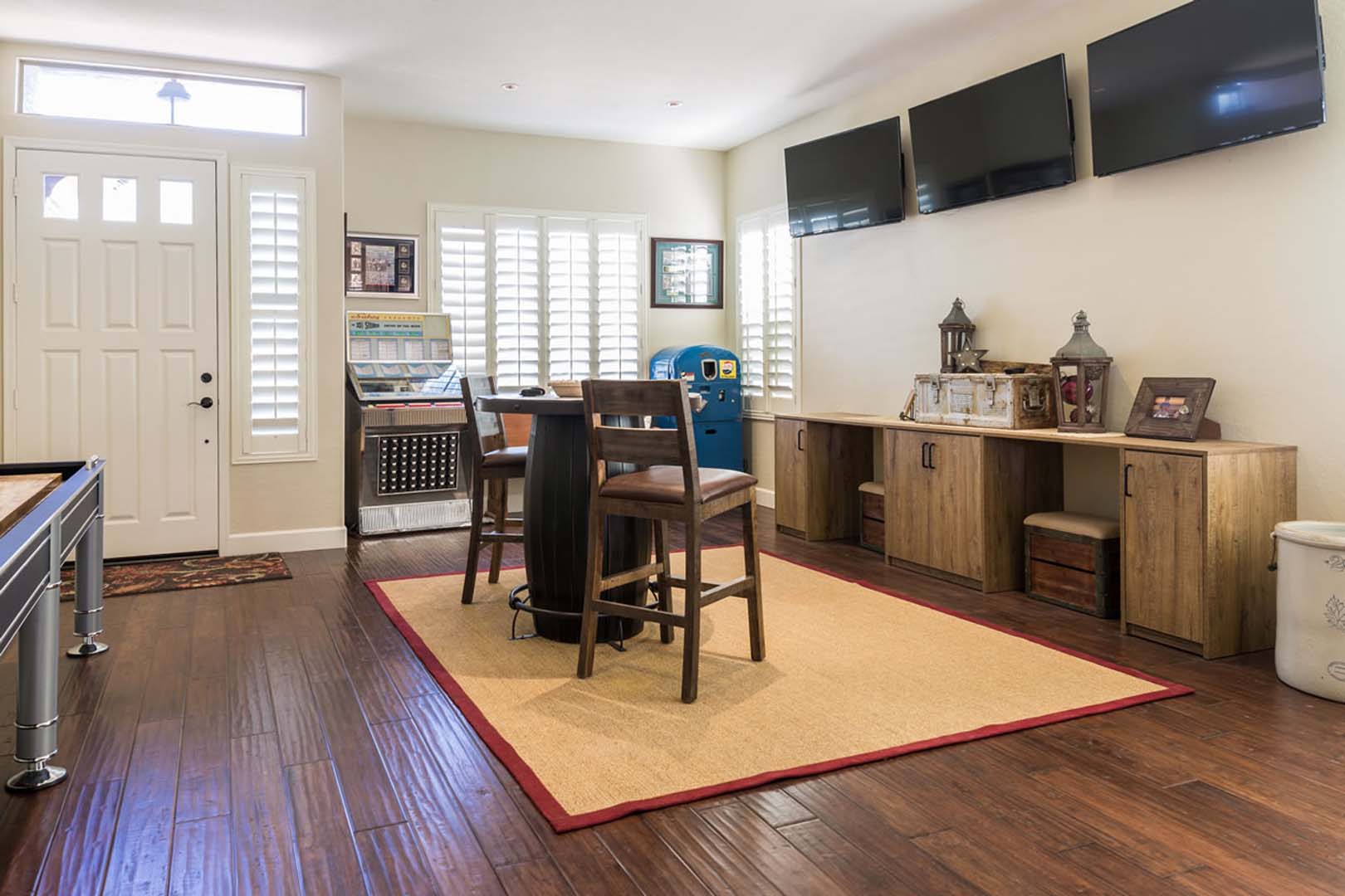 INDUSTRIAL FARMHOUSE Gilbert Interior Design 