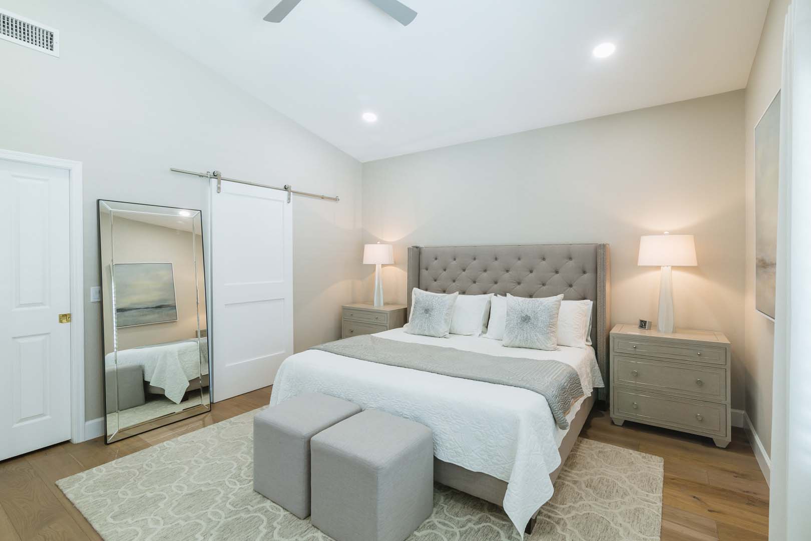 MIND YOUR MANOR Arrowhead, Phoenix Design 