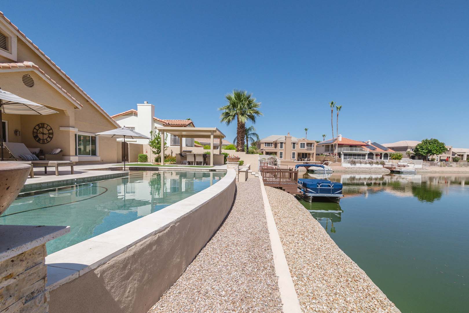 MIND YOUR MANOR Arrowhead, Phoenix Design 