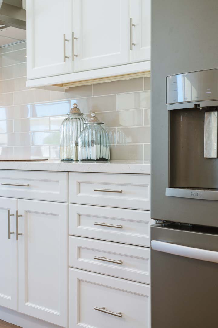 MIND YOUR MANOR Arrowhead, Phoenix Design 