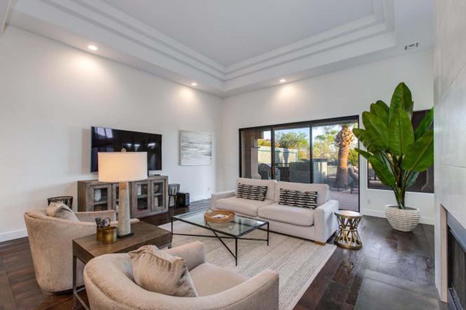 STYLE NEVER GOES OUT OF STYLE Biltmore, Phoenix Interior Design 