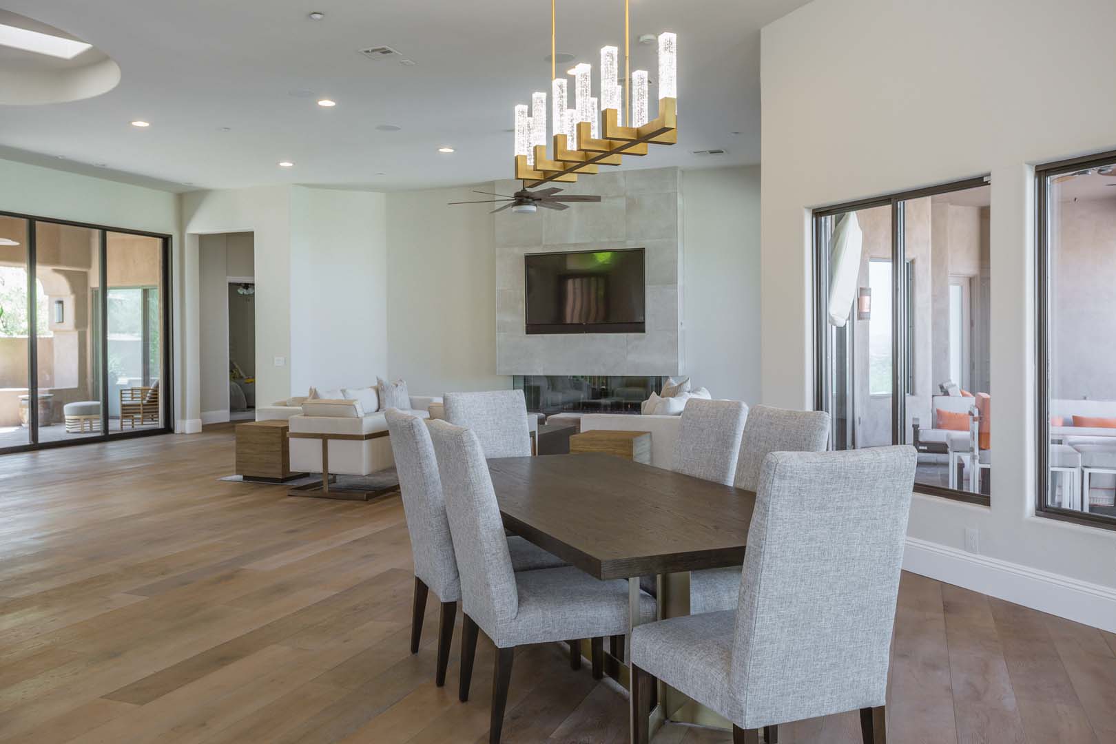 TAILORED CONTEMPORARY North Scottsdale Design and Construction 